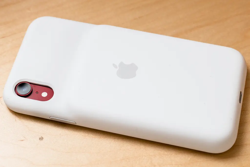 clean white phone case